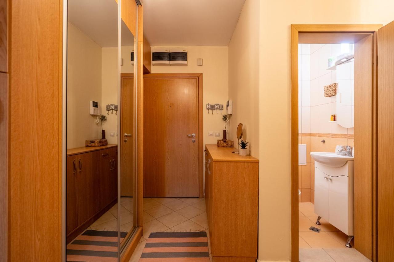 Premium Comfy 2Bdr Apt - Free Parking - Fast Wi-Fi โซเฟีย ภายนอก รูปภาพ