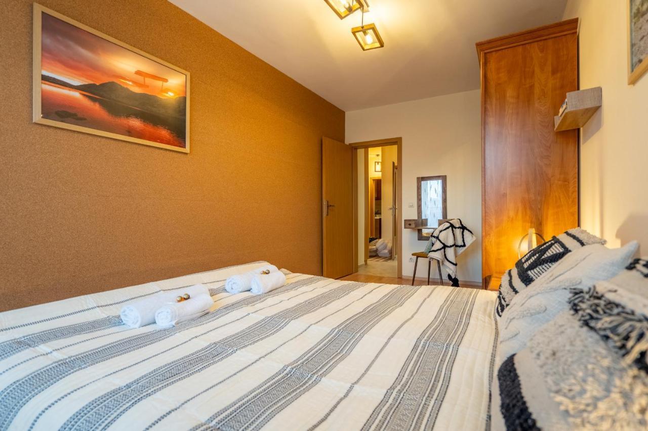 Premium Comfy 2Bdr Apt - Free Parking - Fast Wi-Fi โซเฟีย ภายนอก รูปภาพ