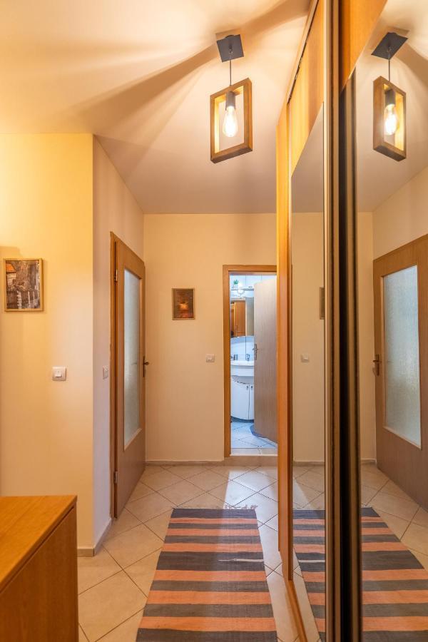 Premium Comfy 2Bdr Apt - Free Parking - Fast Wi-Fi โซเฟีย ภายนอก รูปภาพ