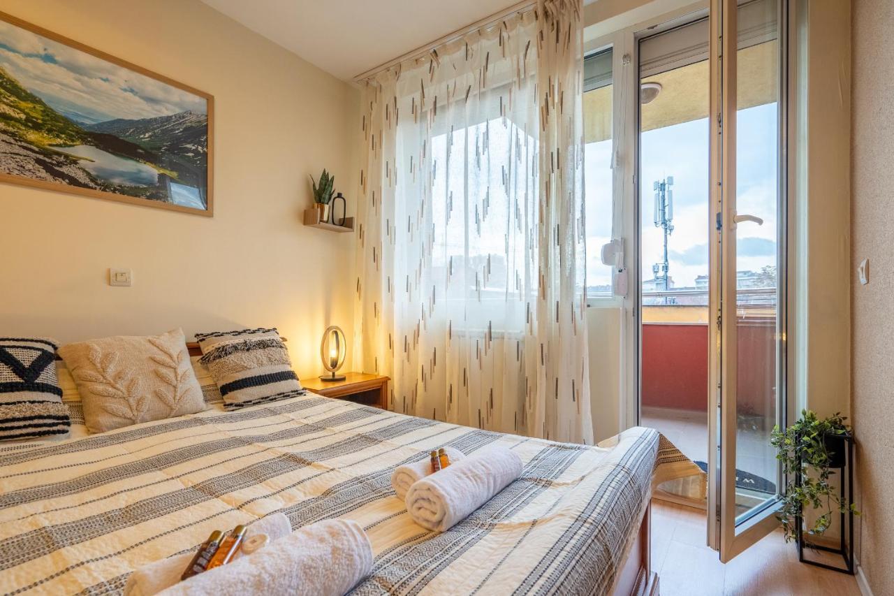 Premium Comfy 2Bdr Apt - Free Parking - Fast Wi-Fi โซเฟีย ภายนอก รูปภาพ