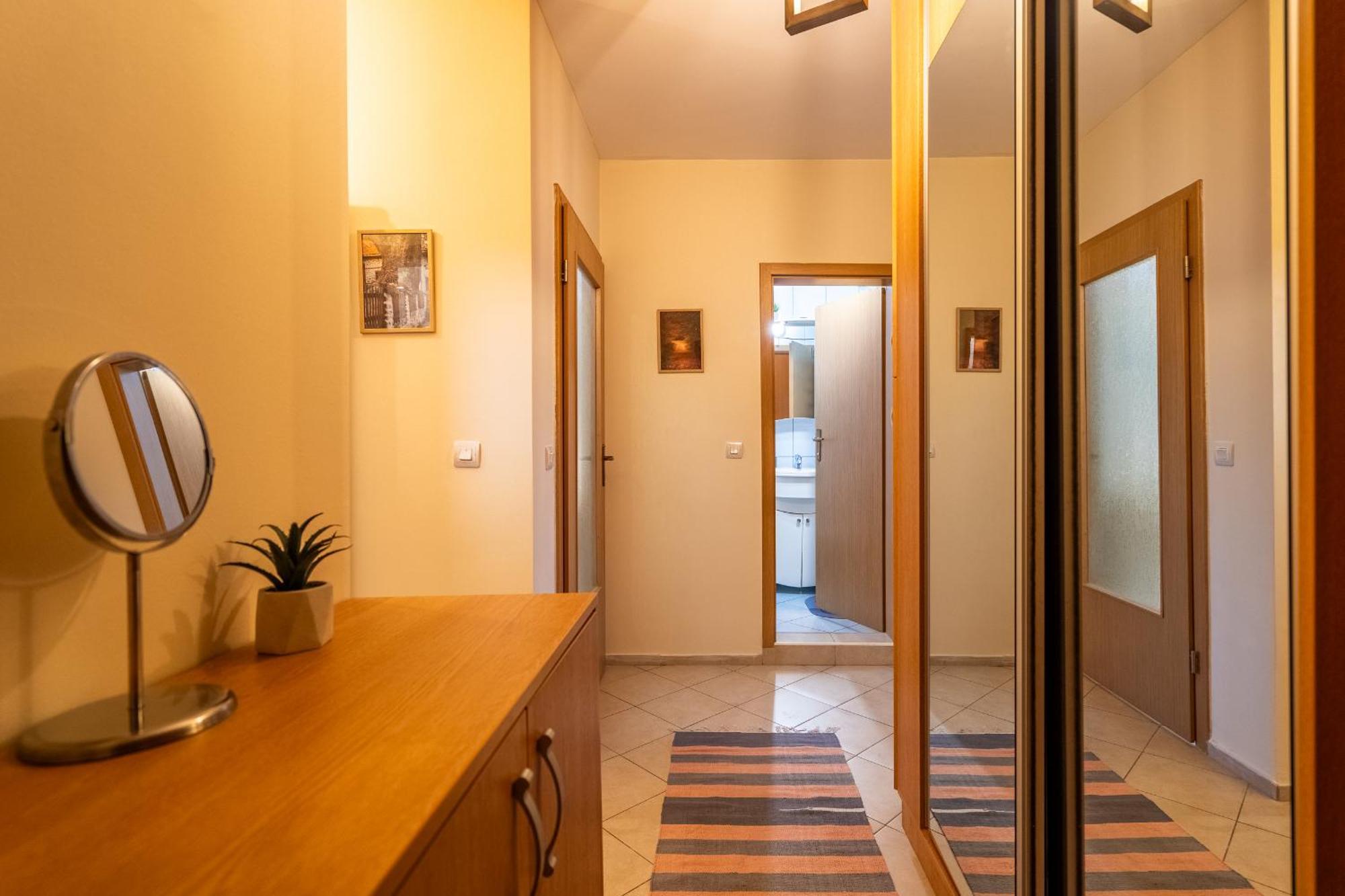 Premium Comfy 2Bdr Apt - Free Parking - Fast Wi-Fi โซเฟีย ภายนอก รูปภาพ